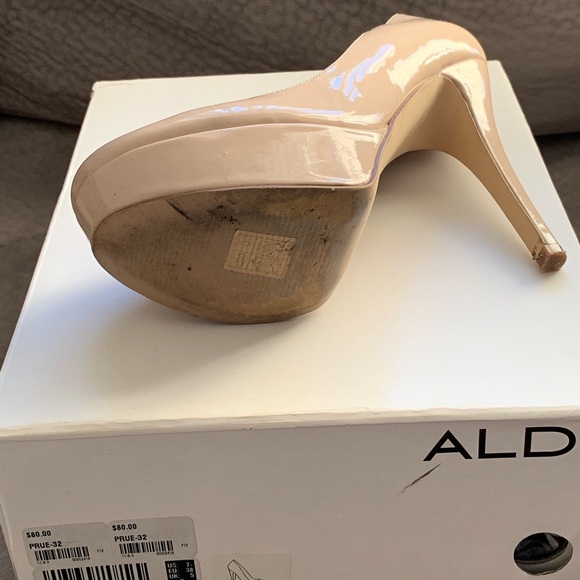 Nude Heels - Picture 3 of 5